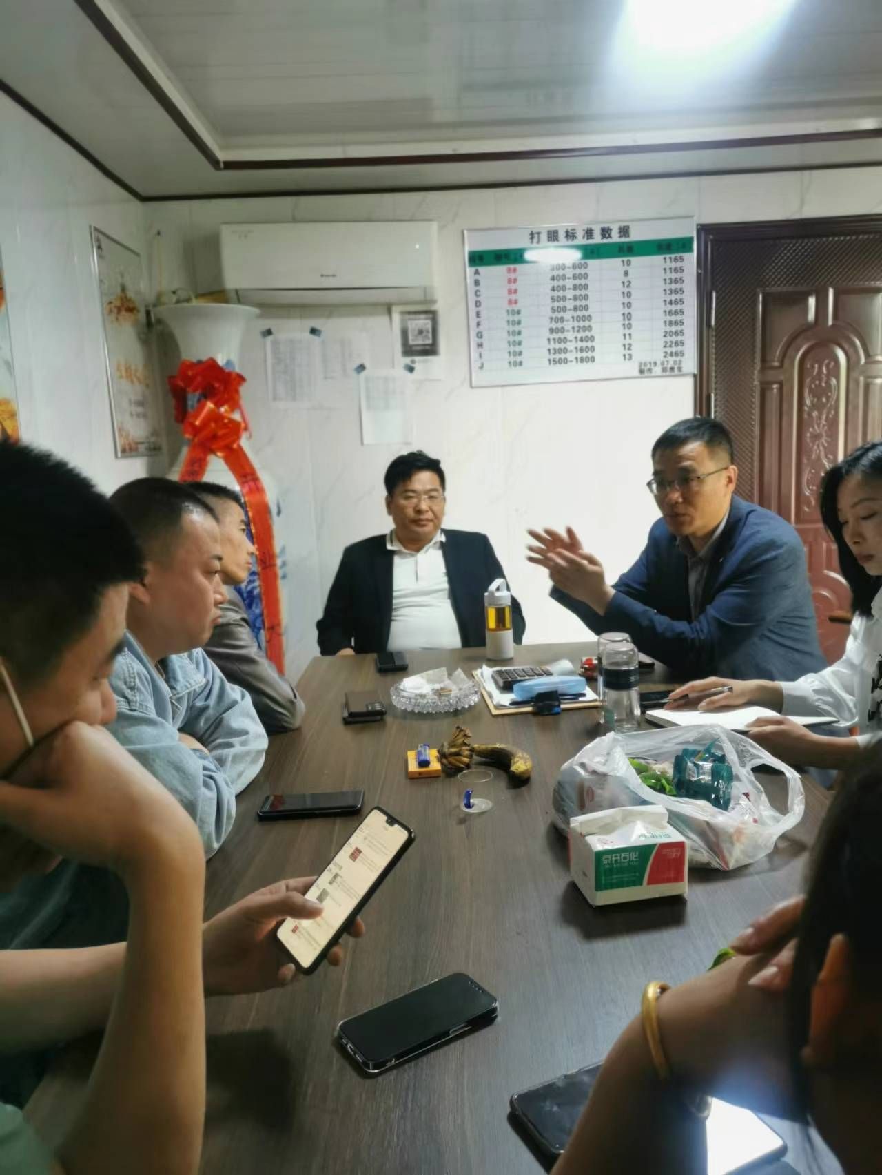 方柱扣